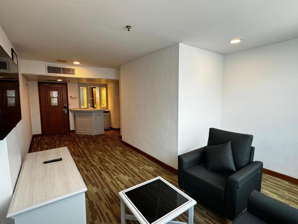 Hotel Continental Penang George Town Exterior photo